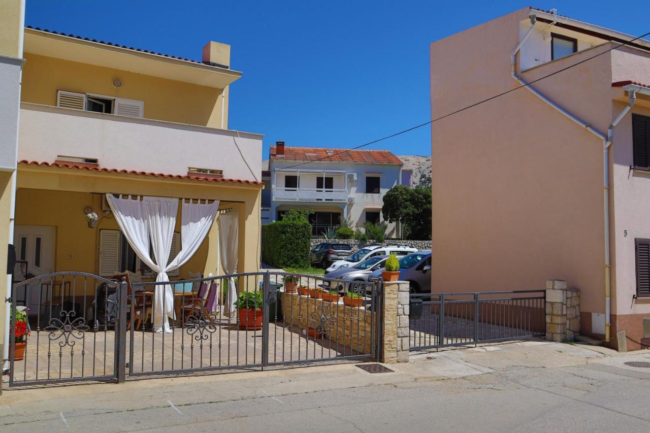 Apartmani Nana Mija Паг Екстер'єр фото
