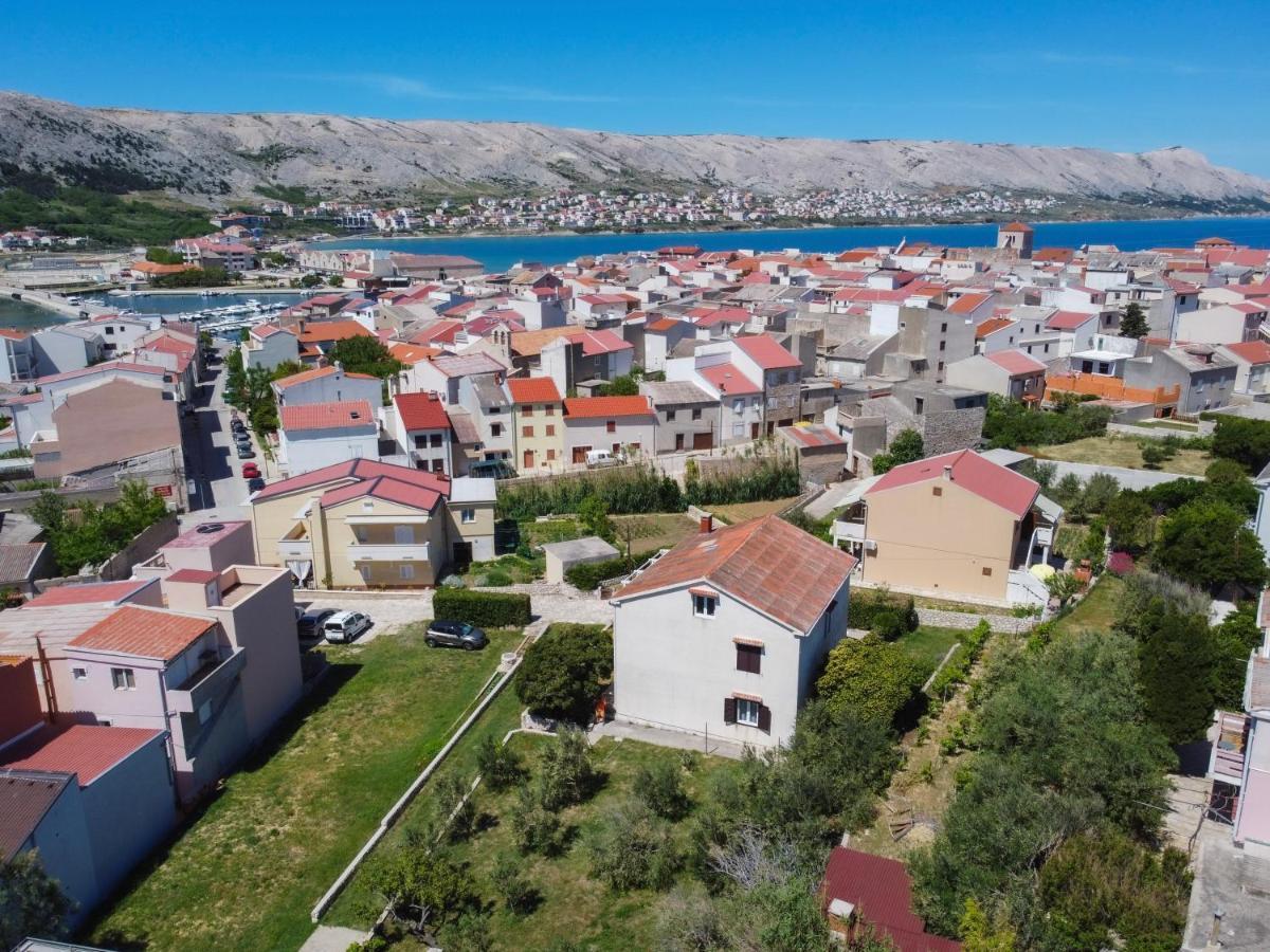 Apartmani Nana Mija Паг Екстер'єр фото