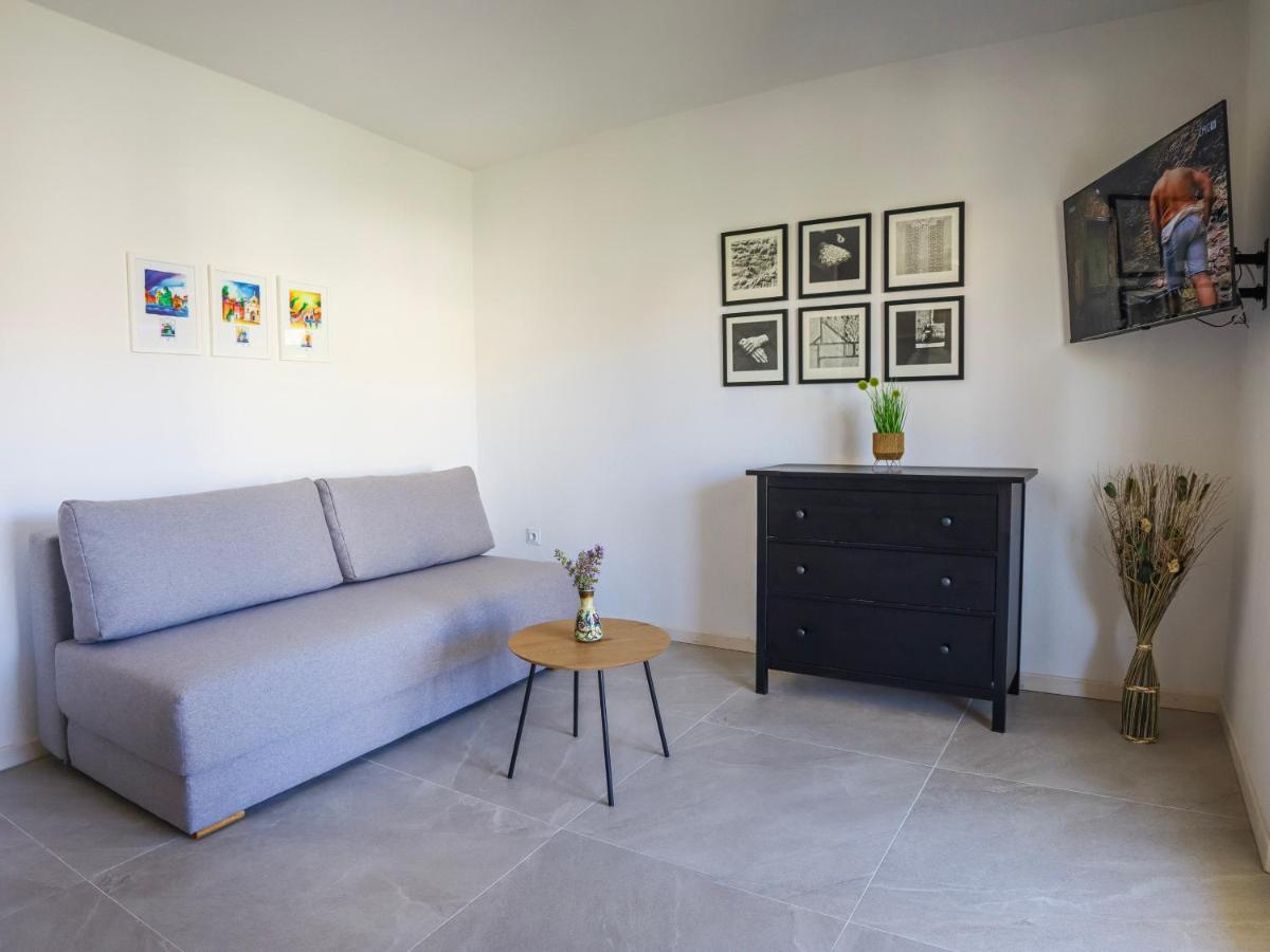 Apartmani Nana Mija Паг Екстер'єр фото