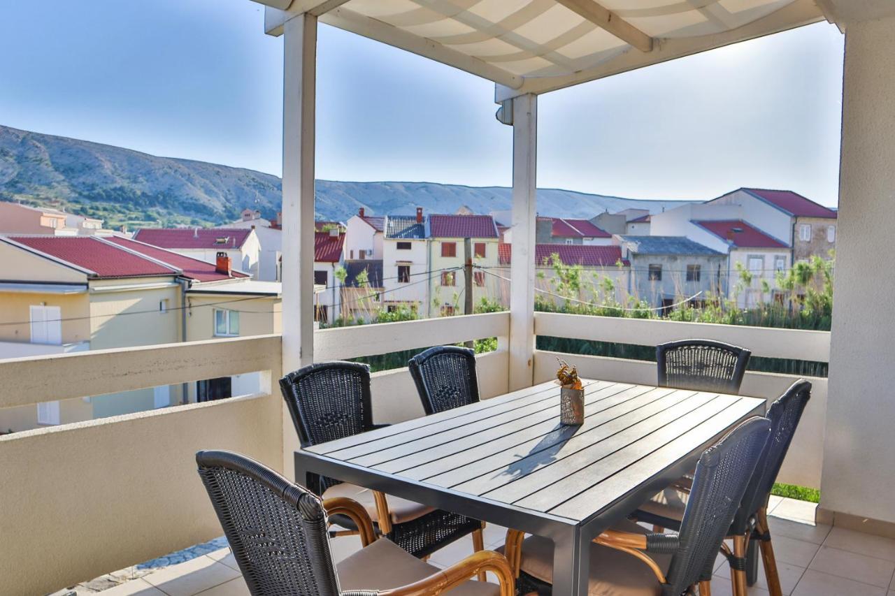 Apartmani Nana Mija Паг Екстер'єр фото